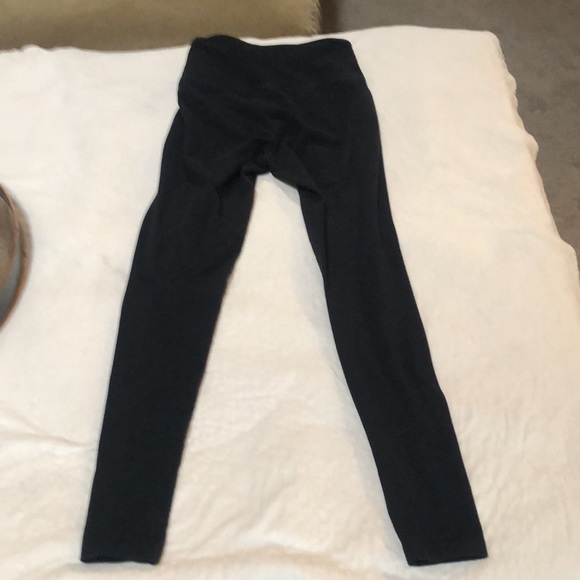 VS Pink high waisted yoga leggings. - Picture 2 of 5